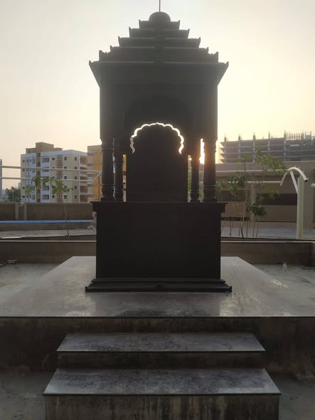 2 BHK Flat for Rent in hotel cloud 99, Pune — no brokerage owner direct