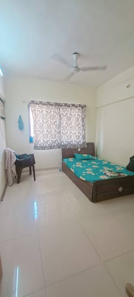 Flat for Rent in Magarpatta, Pune — no brokerage owner direct
