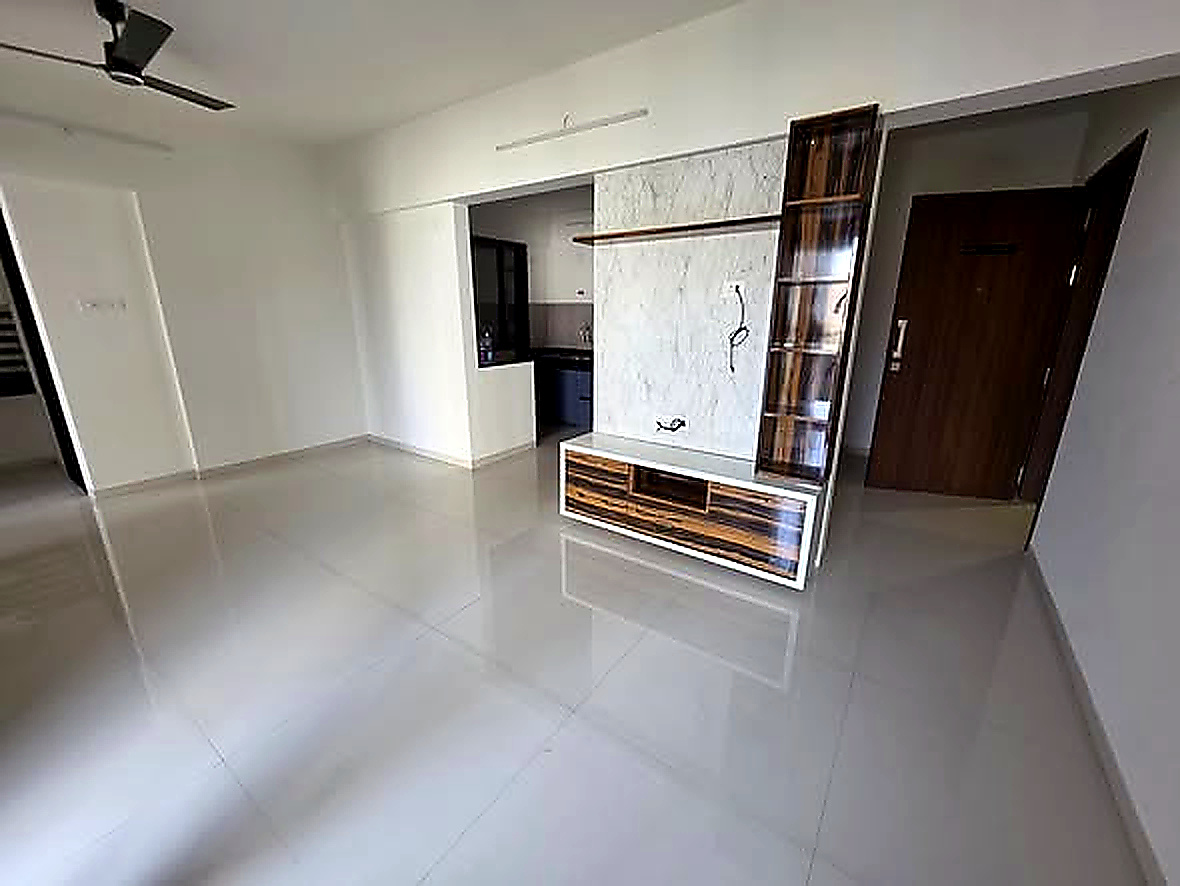 2 BHK flat for rent in NIBM Pune — no brokerage owner direct