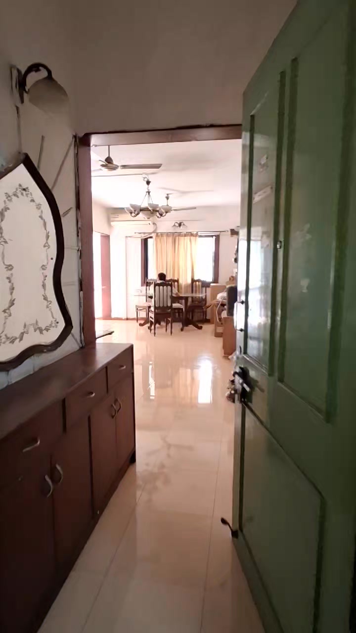 3 BHK flat for rent in Magarpatta Pune — no brokerage owner direct