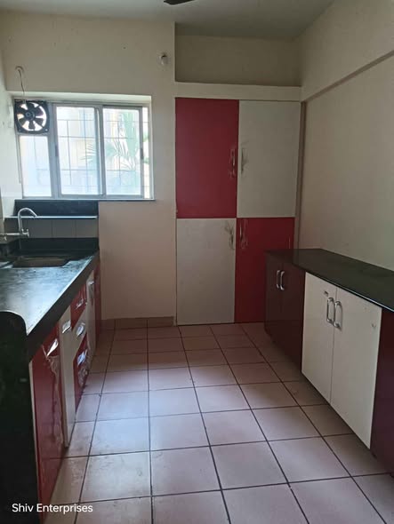  flat for rent in Magarpatta Pune — no brokerage owner direct