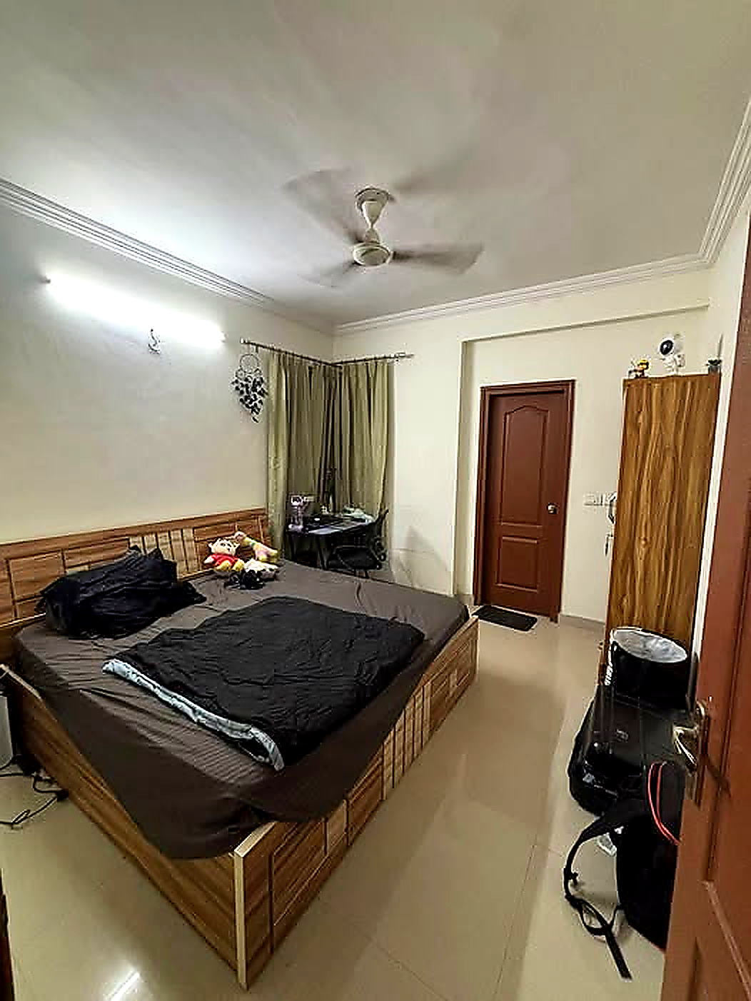 3 BHK flat for rent in Lohegaon Pune — no brokerage owner direct