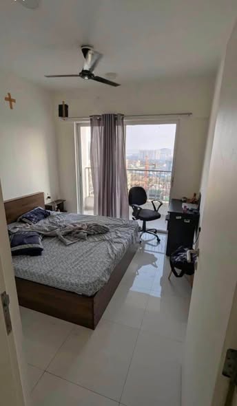 Flat for Rent in Godrej 24, Pune — no brokerage owner direct