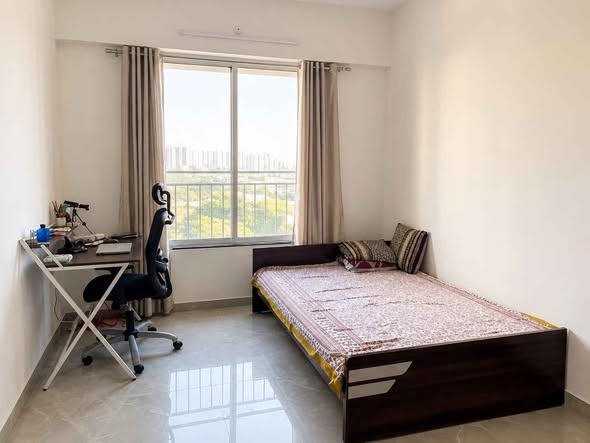2BHK Flatmates in Phase 2, Pune