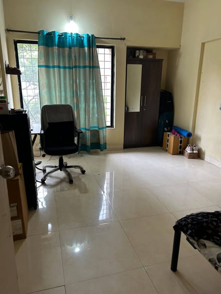 Flatmates in Kalyani Nagar, Pune