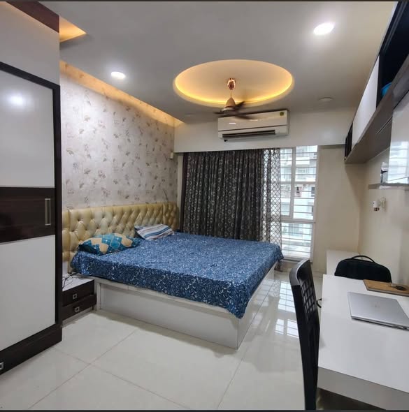 Flatmates in Viman Nagar, Pune