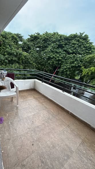 2BHK Flatmates in Amanora park town road, Pune